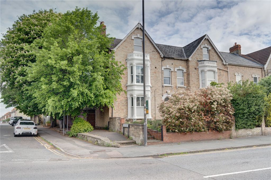 Property photo 1 of 11 Picture No. 01