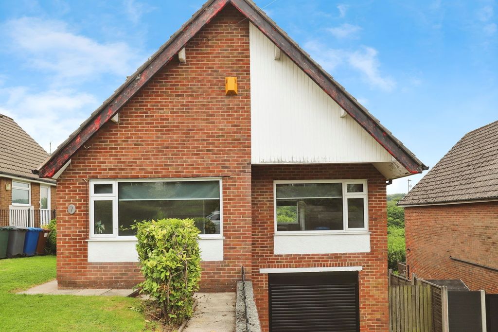 Property photo 2 of 38
