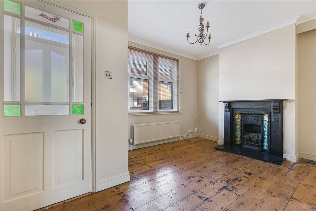 Property photo 2 of 10 Picture No. 05