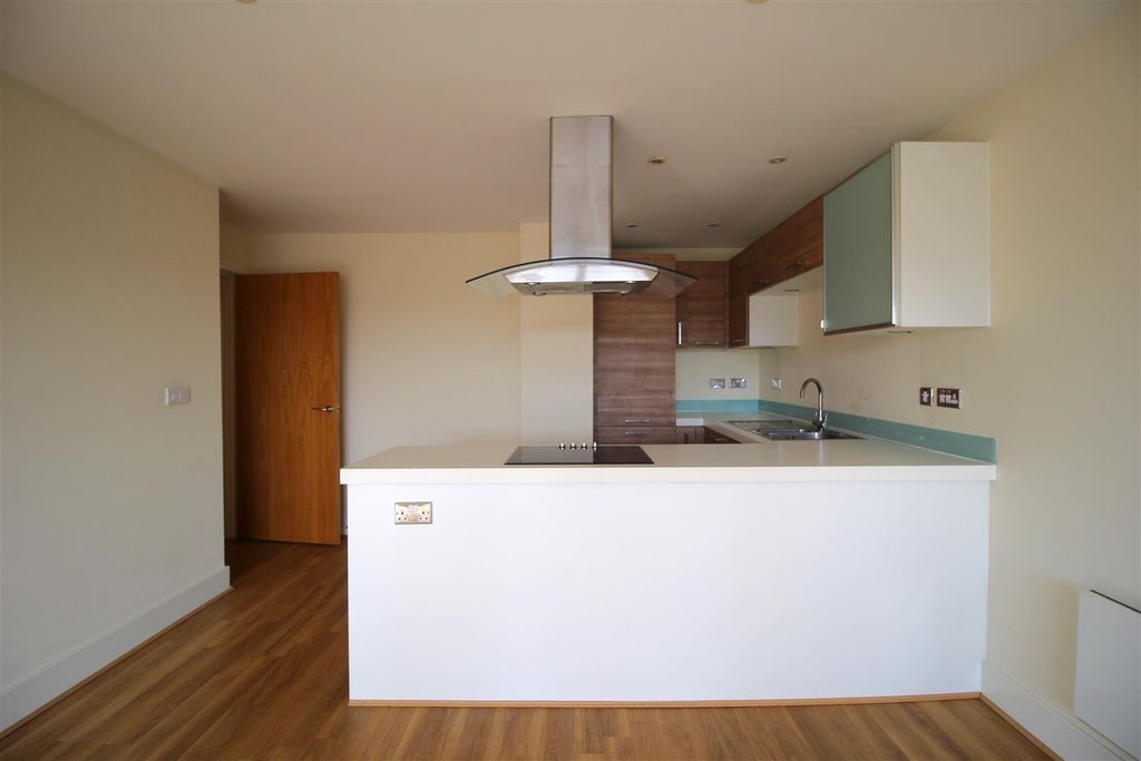 Property photo 2 of 13 Img_6128.Jpg