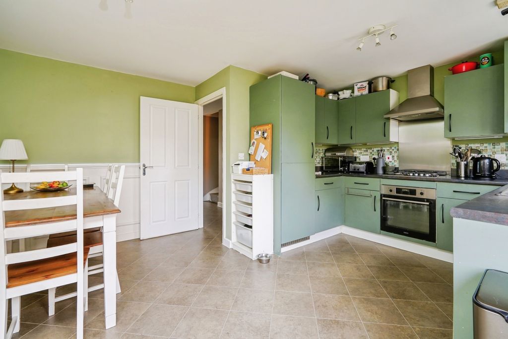 Property photo 3 of 19 Pbox-Img.Jpg