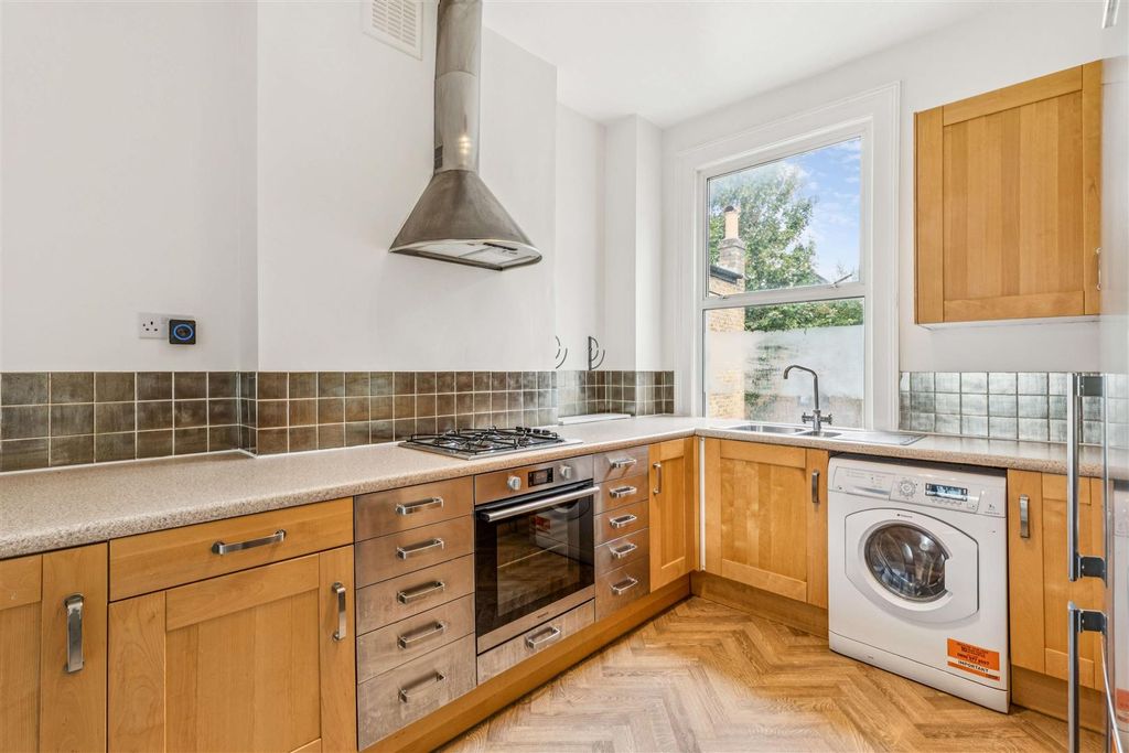 Property photo 3 of 10 5.Jpg