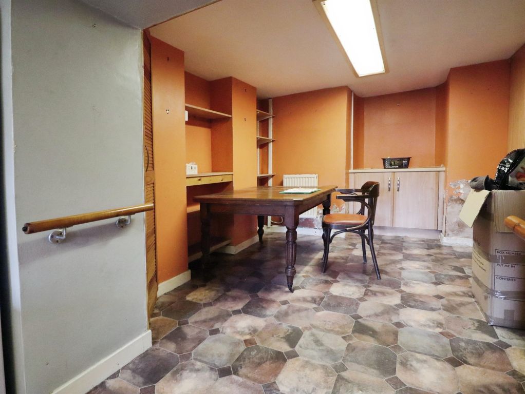 Property photo 3 of 17