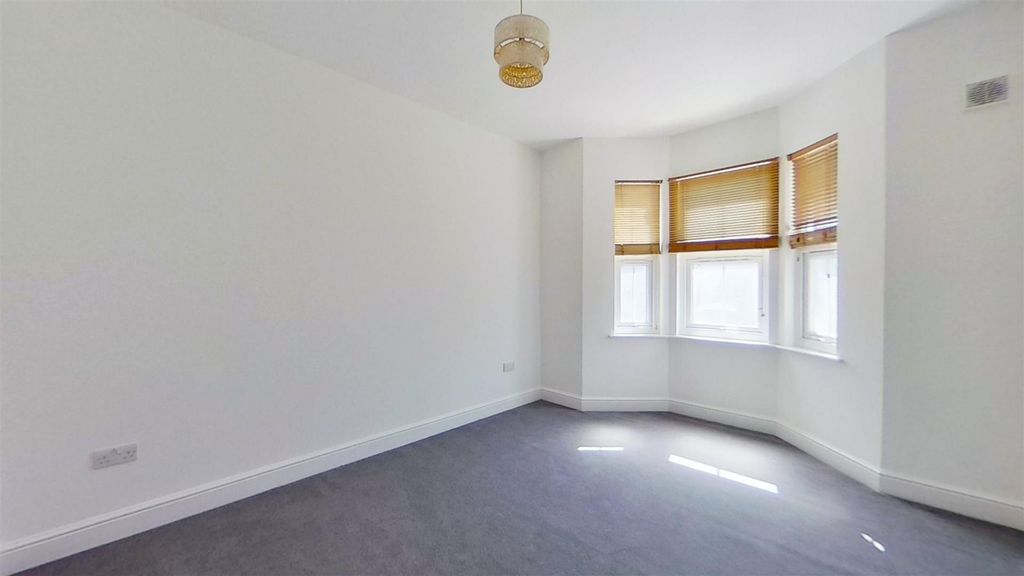 Property photo 3 of 6 Kingston-Road-Raynes-Park-Sw20-05192020_174049.Jpg