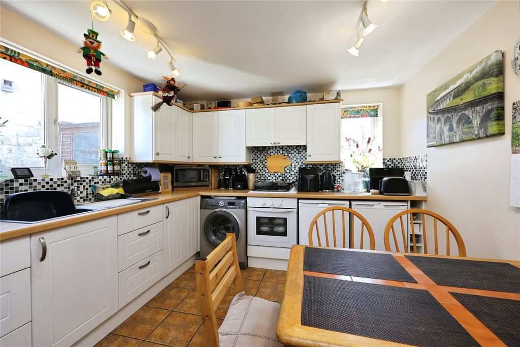Property photo 3 of 12 Picture No. 01
