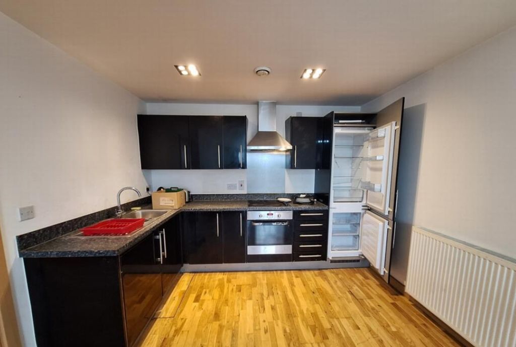 Property photo 2 of 4 Kitchen