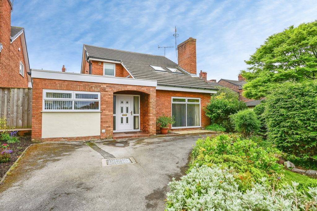 Property photo 1 of 30 Pbox-Img.Jpg