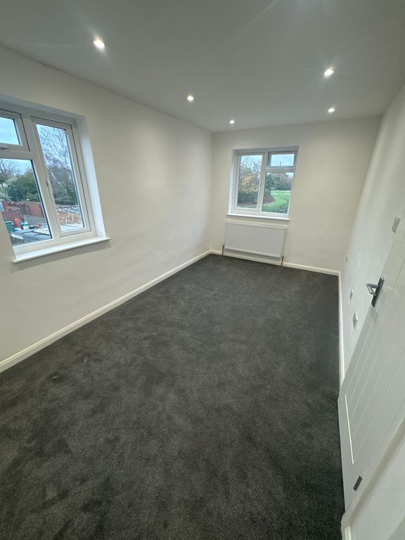 Property photo 3 of 26