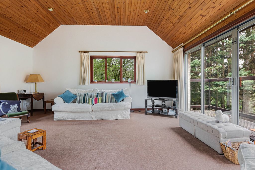 Additional image 4 of 4 bed detached house for saleCumnor Hill, Oxford OX2