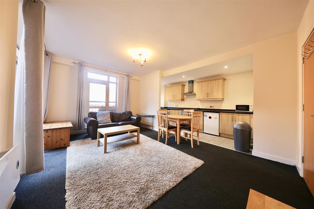 Property photo 2 of 15 0A4A9930 3.Jpg