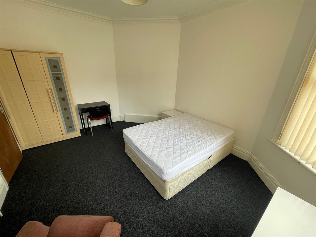 Property photo 3 of 13 2.Jpg