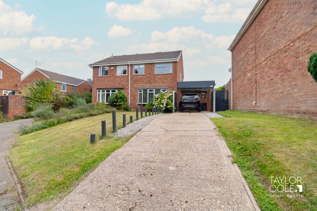 Property photo 1 of 29 94Moor1