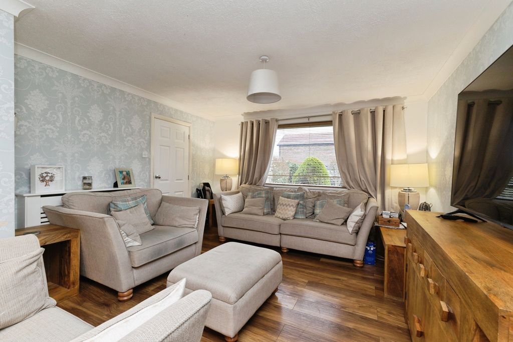 Property photo 3 of 14 Pbox-Img.Jpg