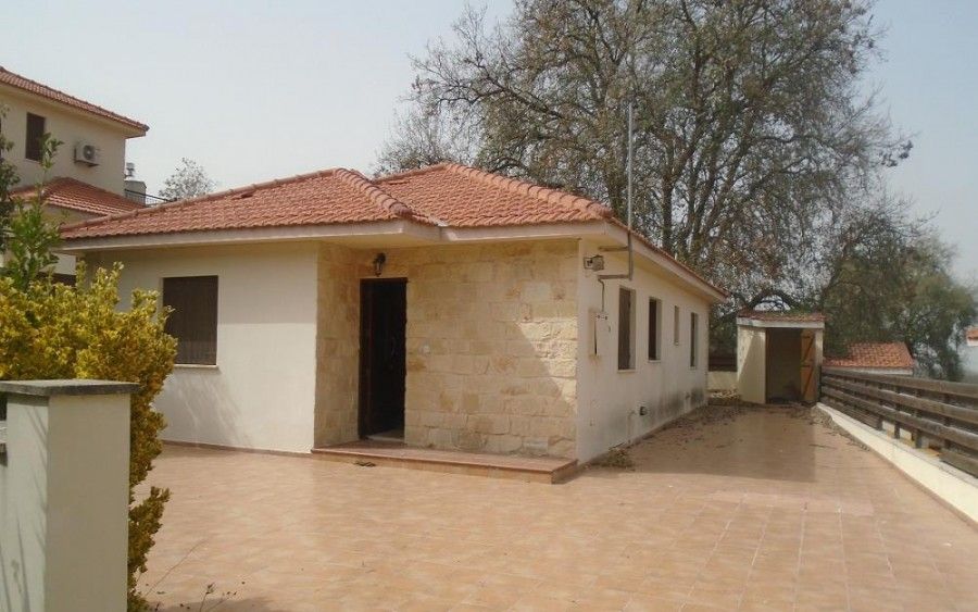 Property photo 2 of 5