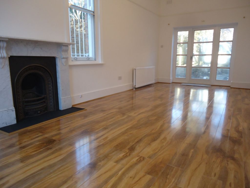 Property photo 2 of 17 Photo 12