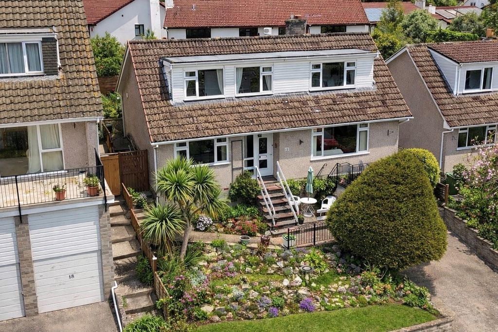 Property photo 1 of 27