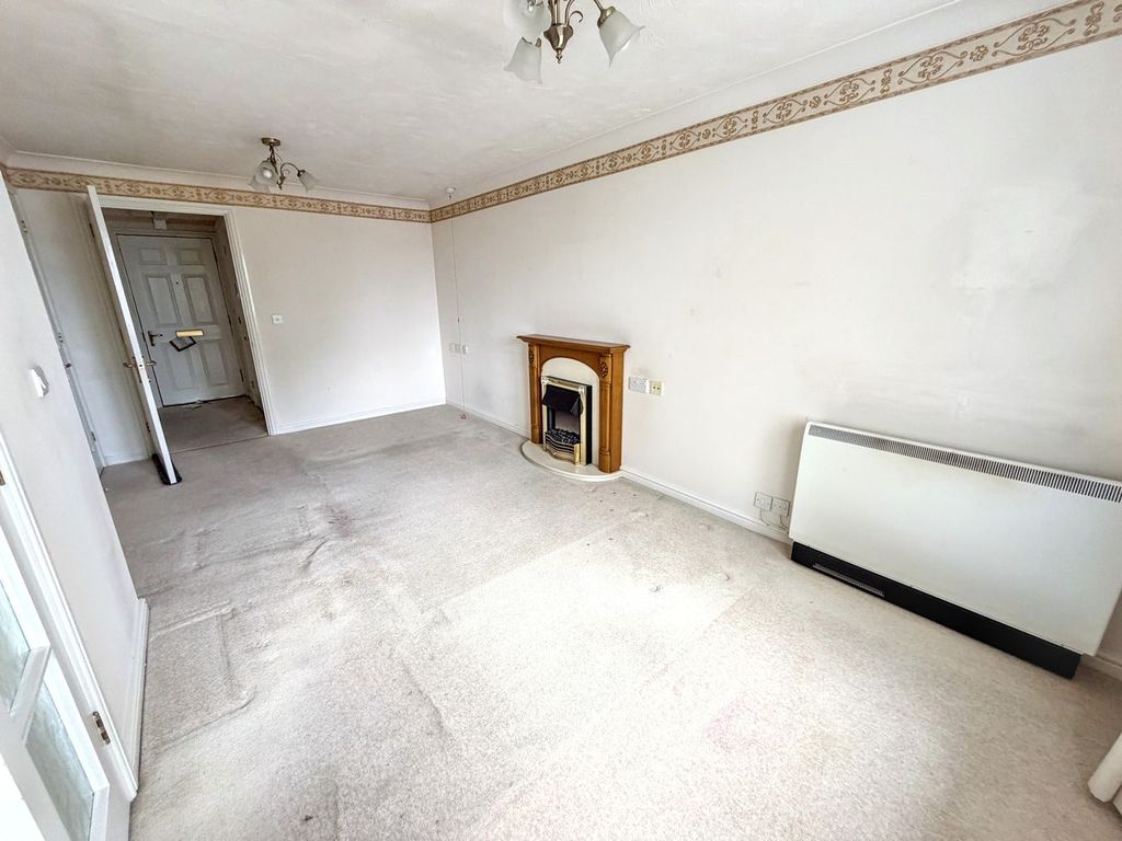 Property photo 3 of 20