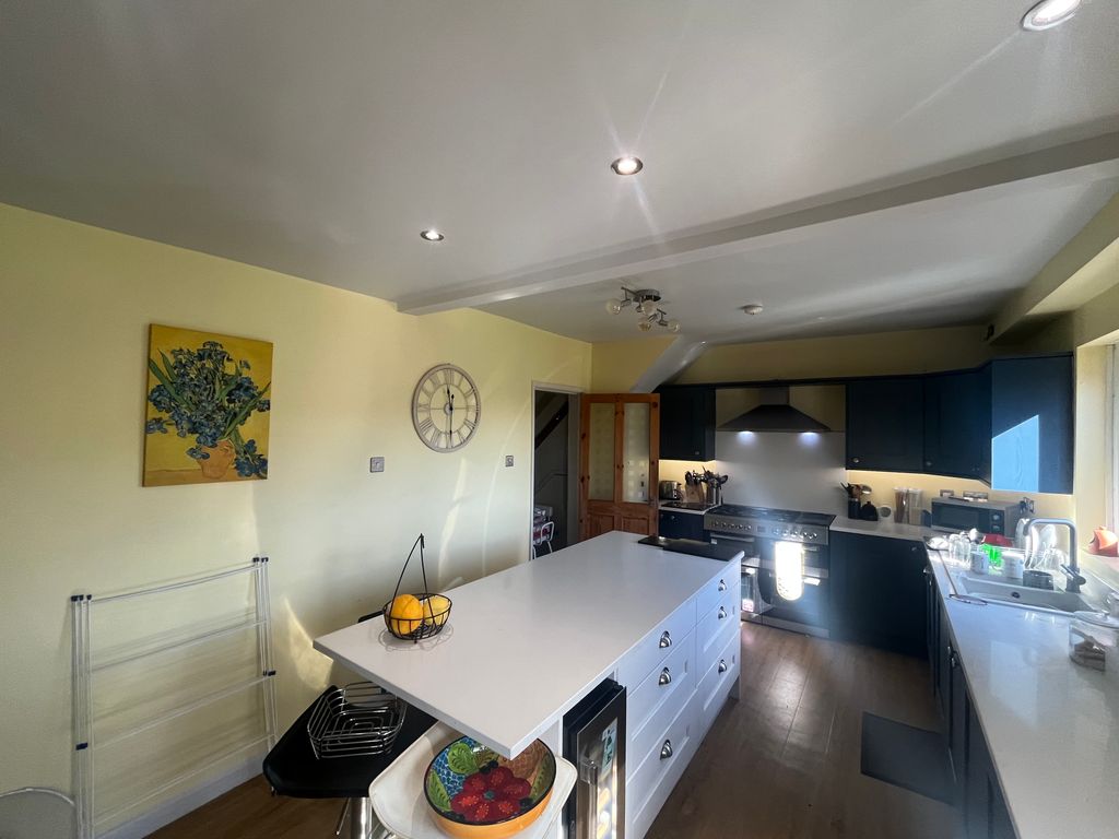 Property photo 3 of 13 Kitchen Diner