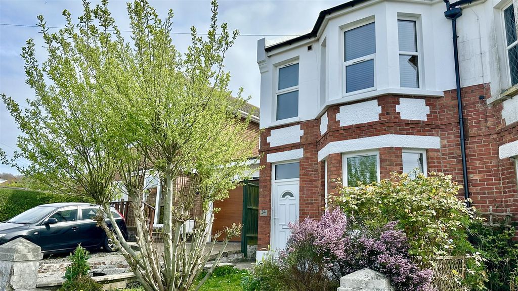 Property photo 1 of 26