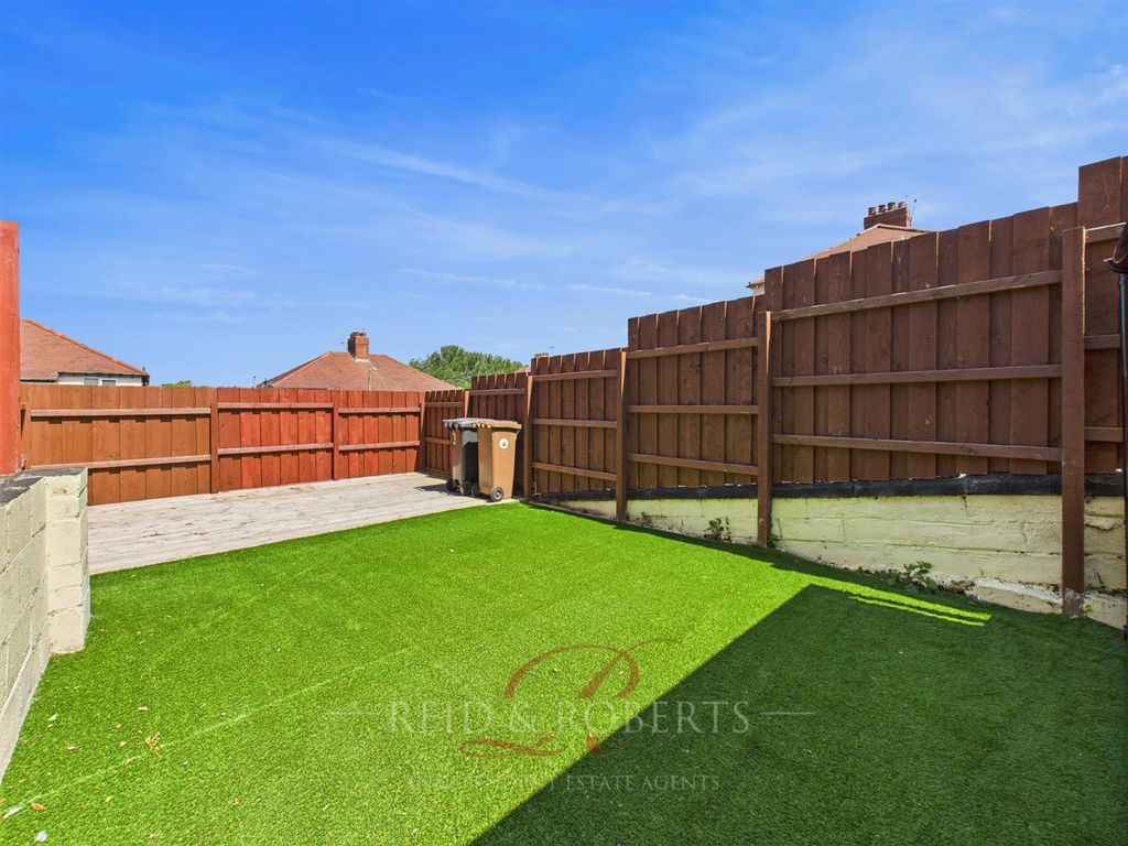 Property photo 2 of 36 Cam04884G0-Pr0070-Still013.Jpg