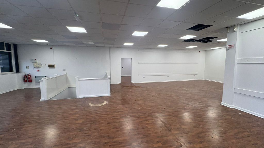 Property photo 3 of 6