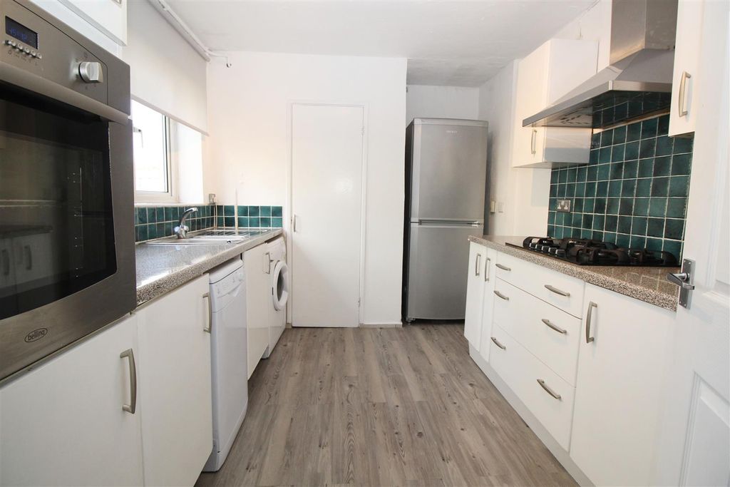 Property photo 2 of 7 Img_1069.Jpg