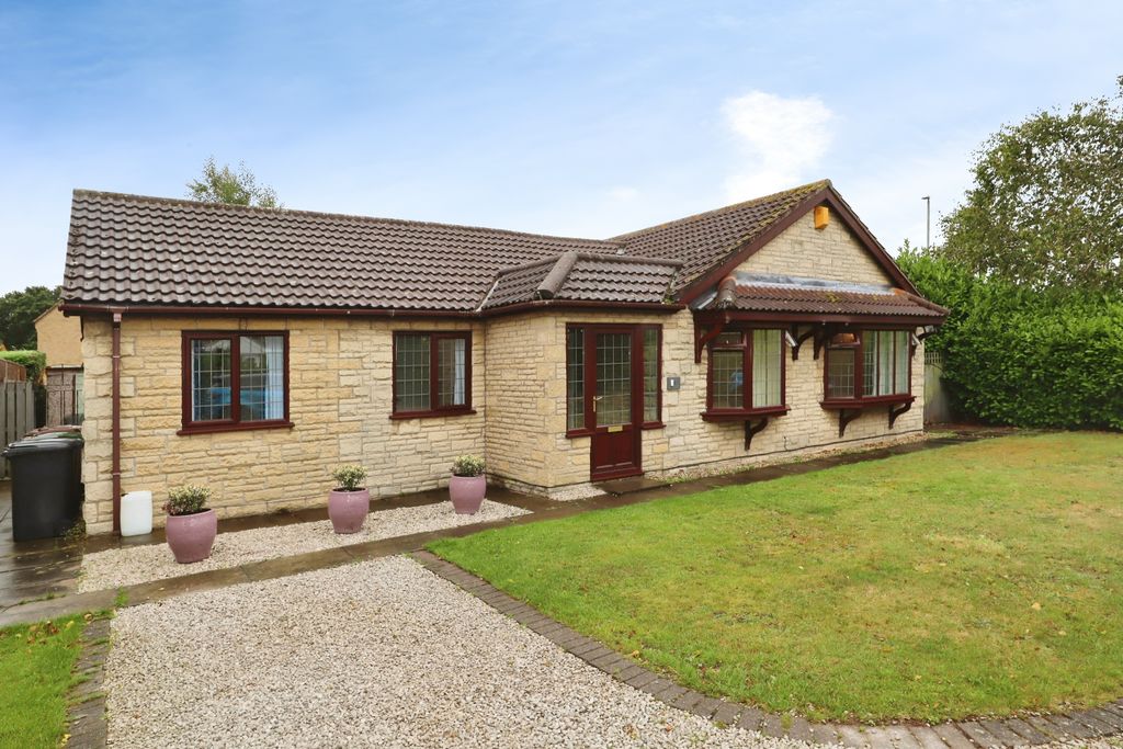 Property photo 1 of 13