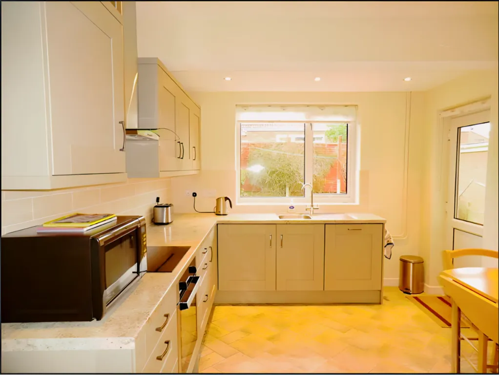 Property photo 1 of 6