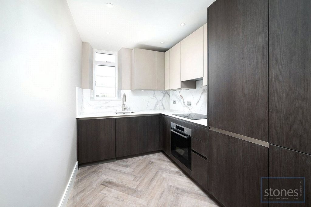 Property photo 2 of 14 Picture No. 05