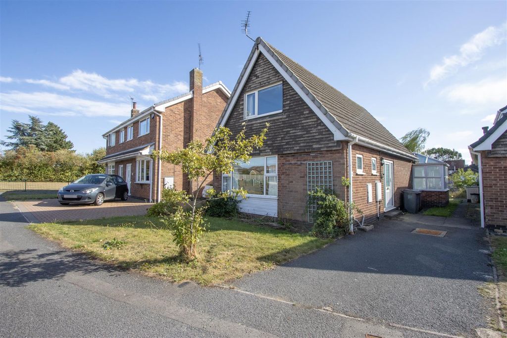 Property photo 1 of 21 Front.Jpg