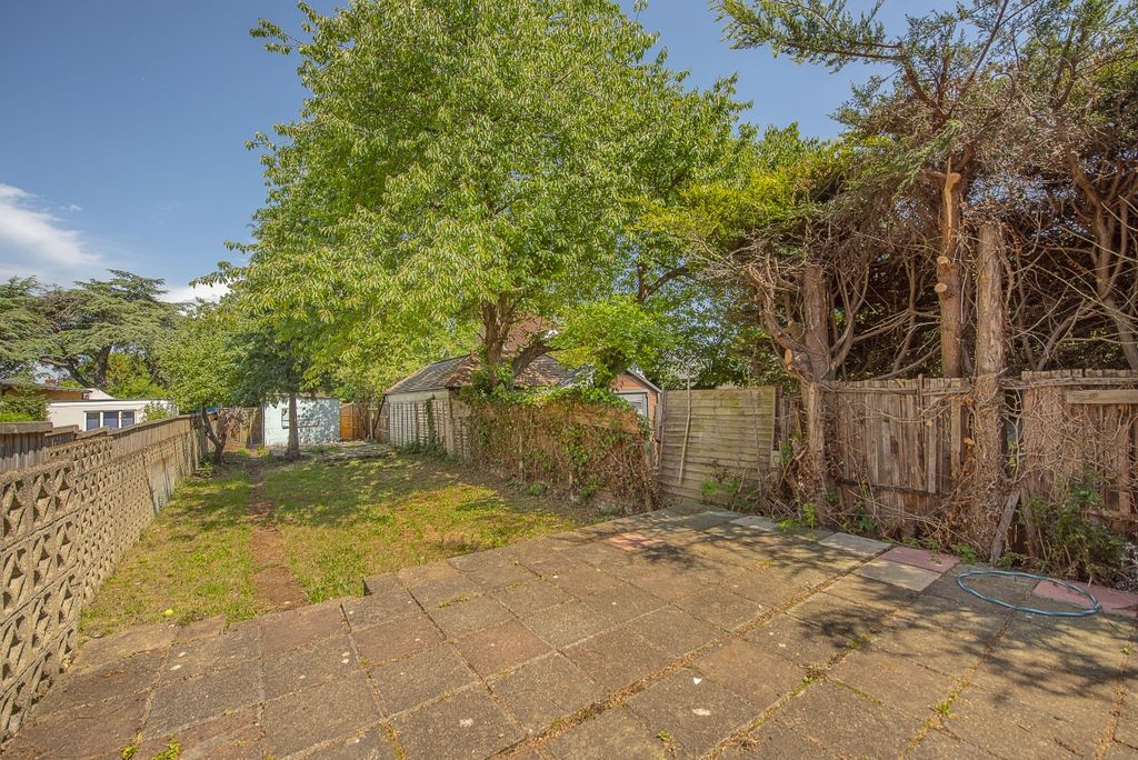 Property photo 3 of 15 294-Nelson-Road-0016