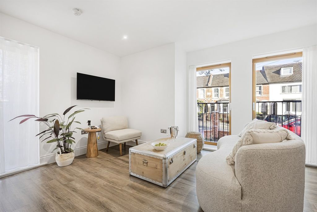 Property photo 3 of 9 Living Room