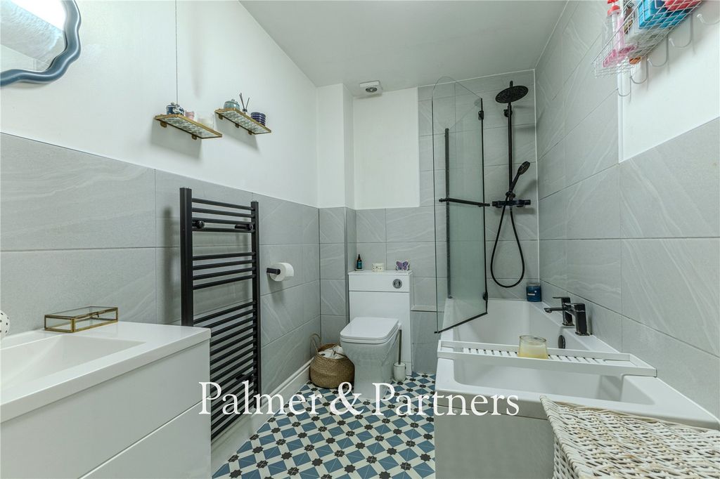 Additional image 14 of 3 bed flat for saleHenley Road, Ipswich, Suffolk IP1