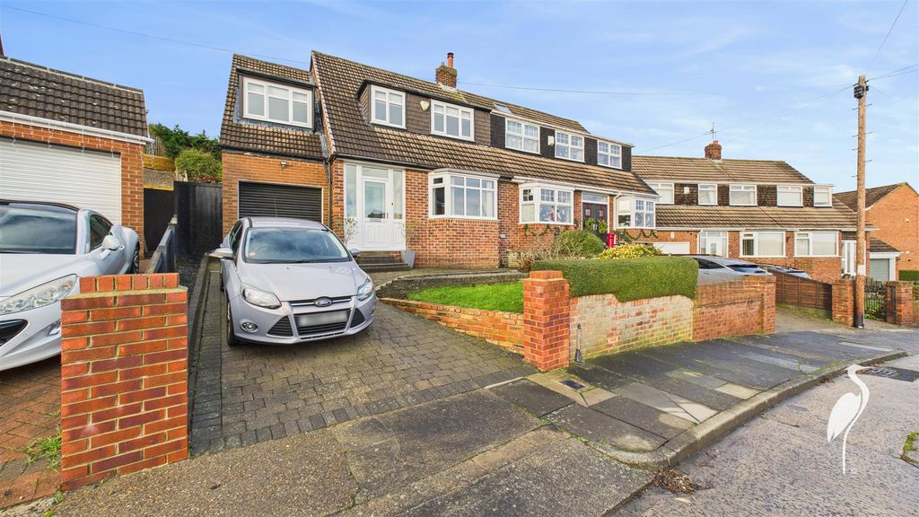 Property photo 1 of 29