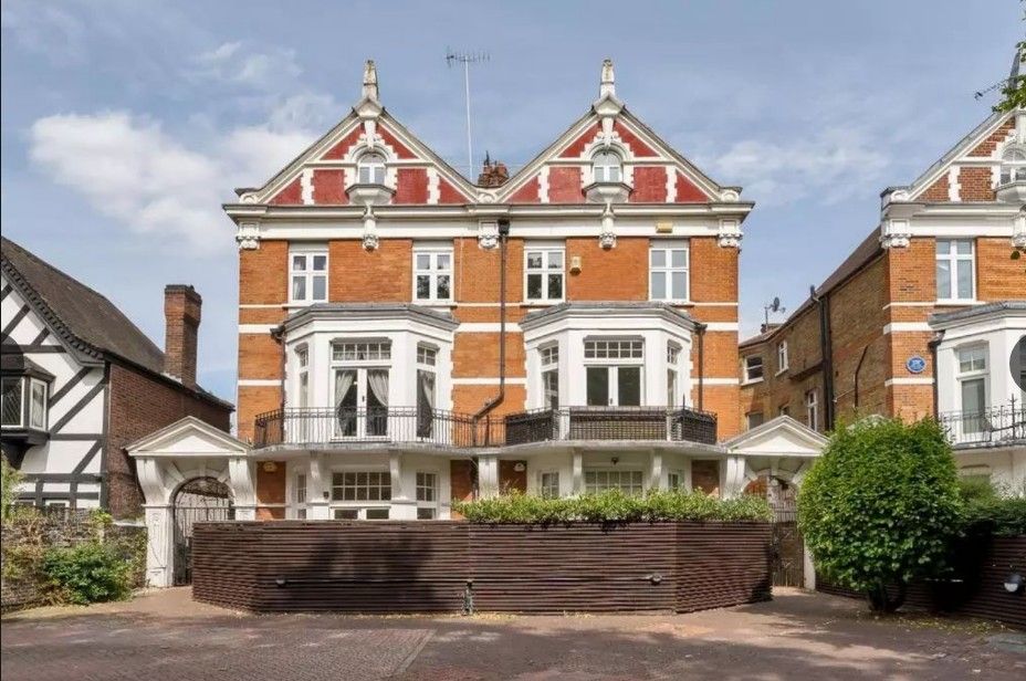 Property photo 1 of 4