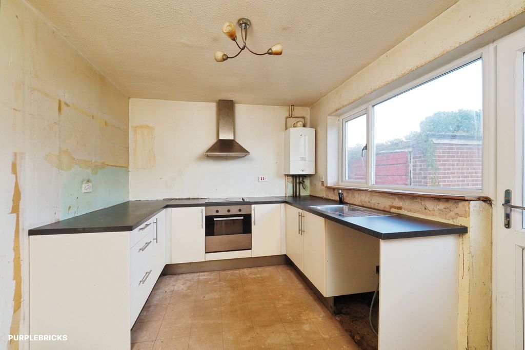 Property photo 2 of 15