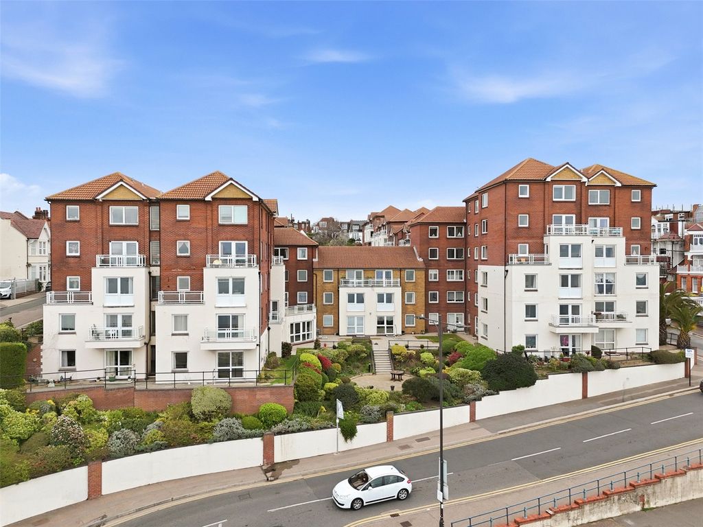 Property photo 1 of 17 Picture No. 06