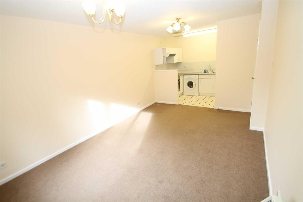Property photo 3 of 12 Living Room