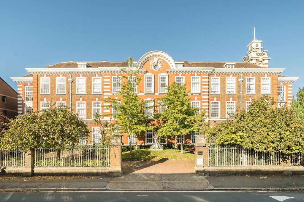 Property photo 1 of 7