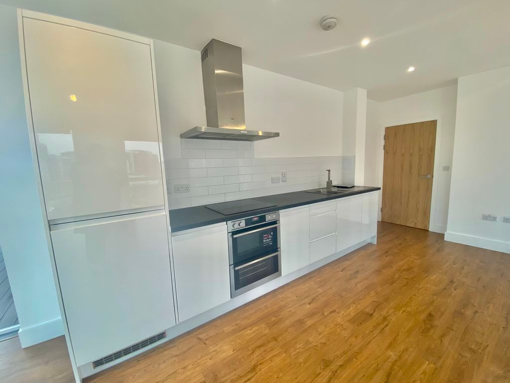 Property photo 2 of 8 Photo 4