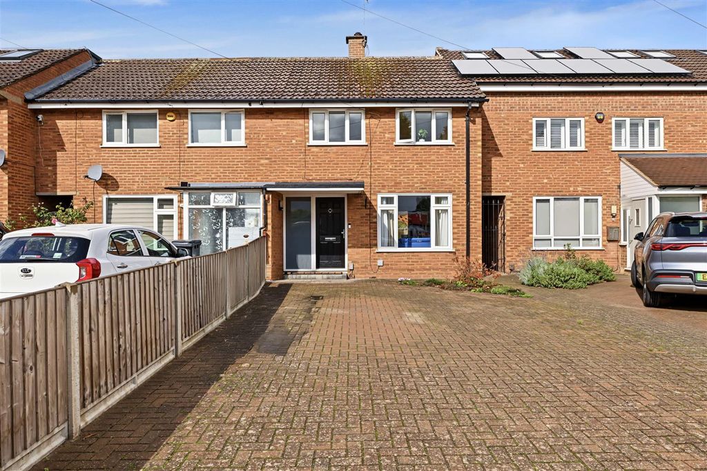 Property photo 1 of 17 Windermere-Road-16.Jpg