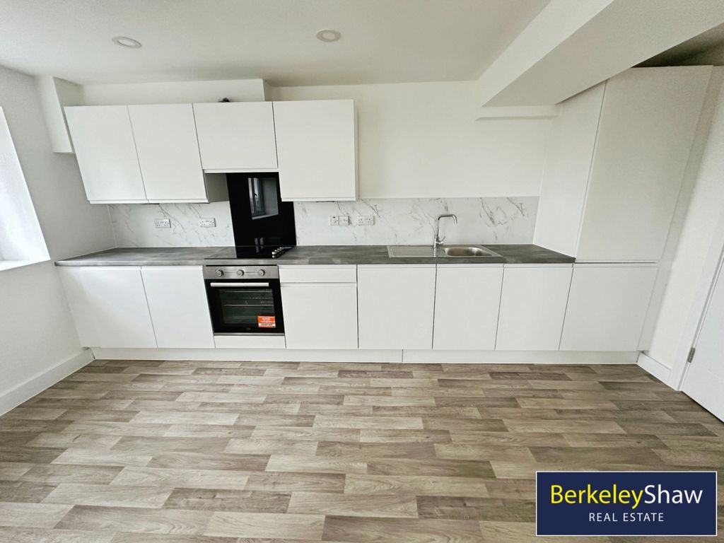 Property photo 3 of 10 Open Plan Lounge Kitchen