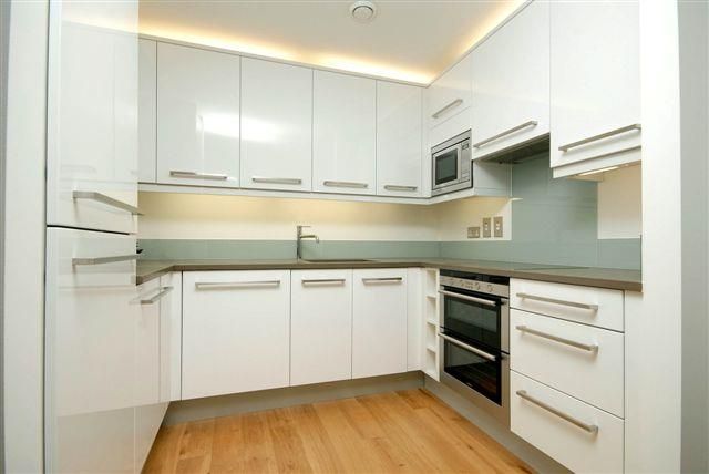 Property photo 2 of 8 Kitchen.Jpg
