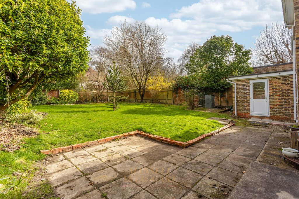 Property photo 3 of 30
