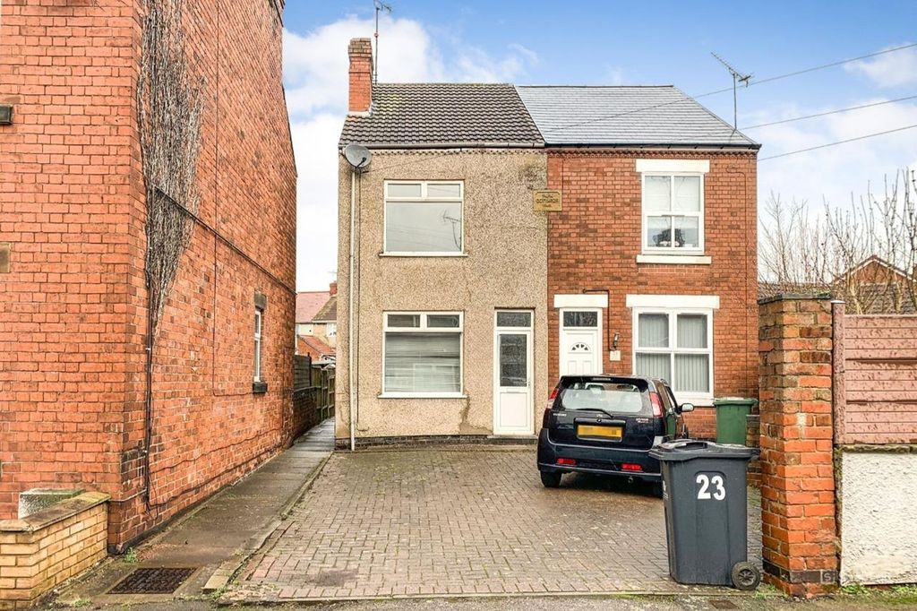 Property photo 2 of 2 22 Park Street, Alfreton, Derby, De55 7Je