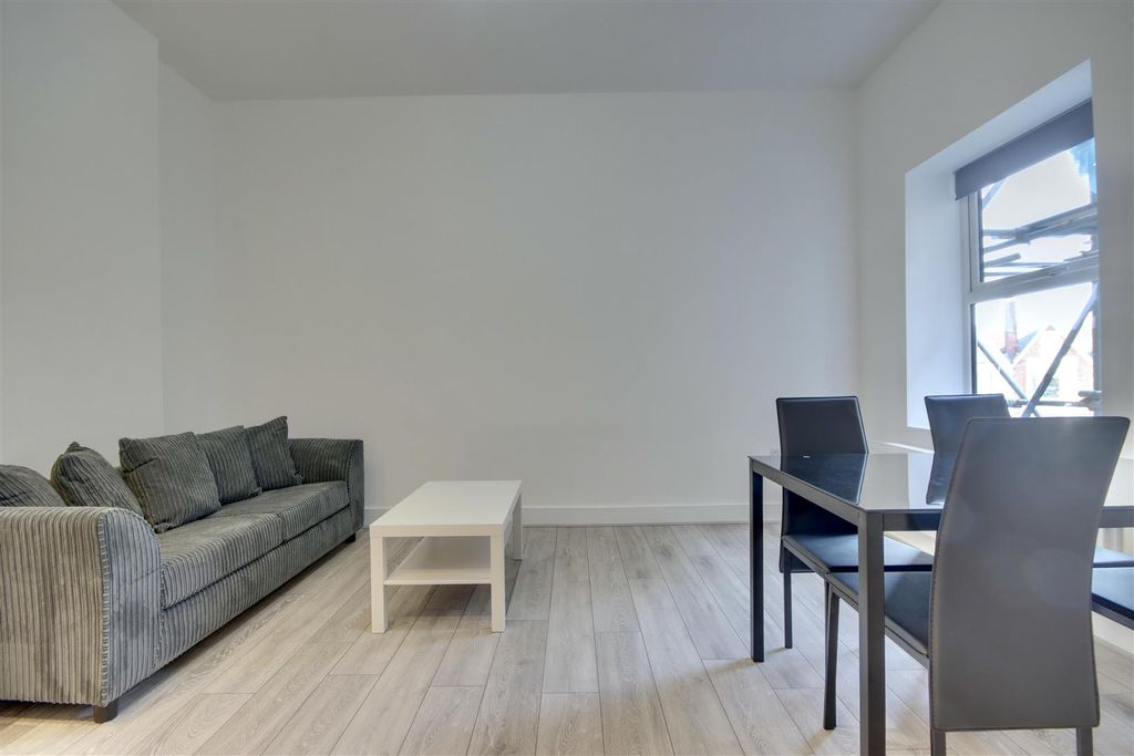 Property photo 3 of 10 13E44Ef2-46F8-4D23-Af9F-073227Ceef60_1_201_A.Jpeg