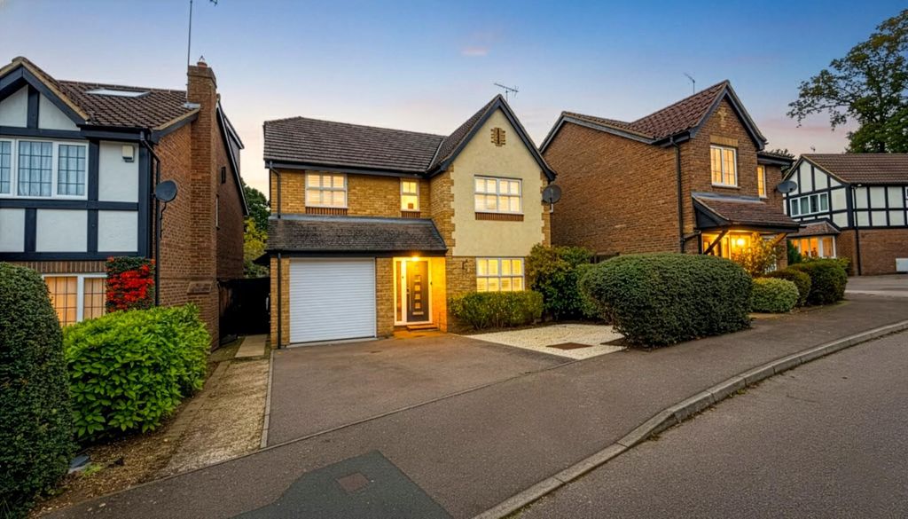 Property photo 1 of 20 Front