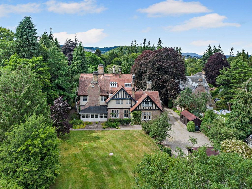 Property photo 2 of 46 Touchwood House