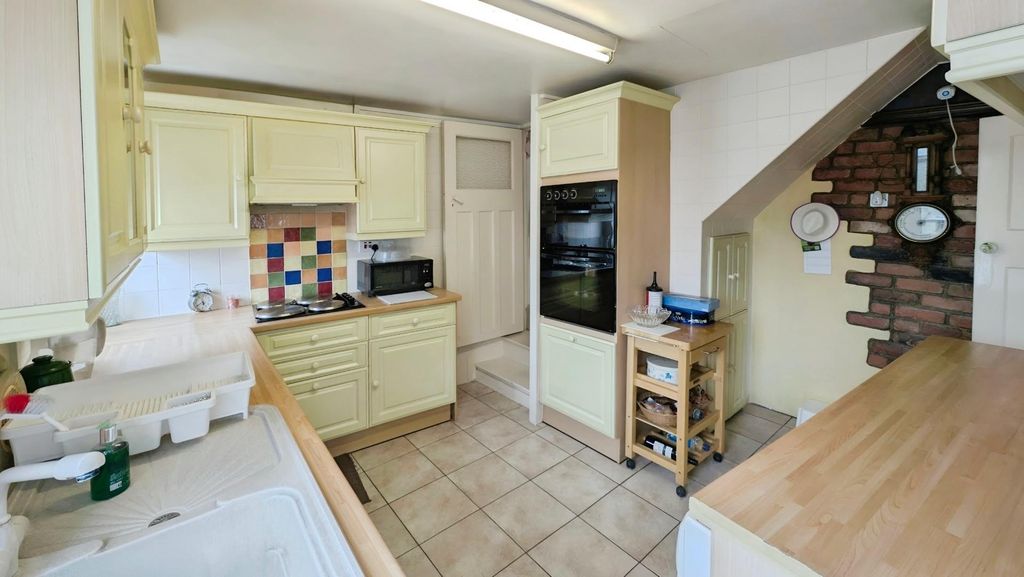 Property photo 2 of 24 251c5003-Pxl_20250624_085321448.Jpg