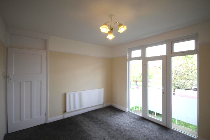 Property photo 2 of 8 Gallery